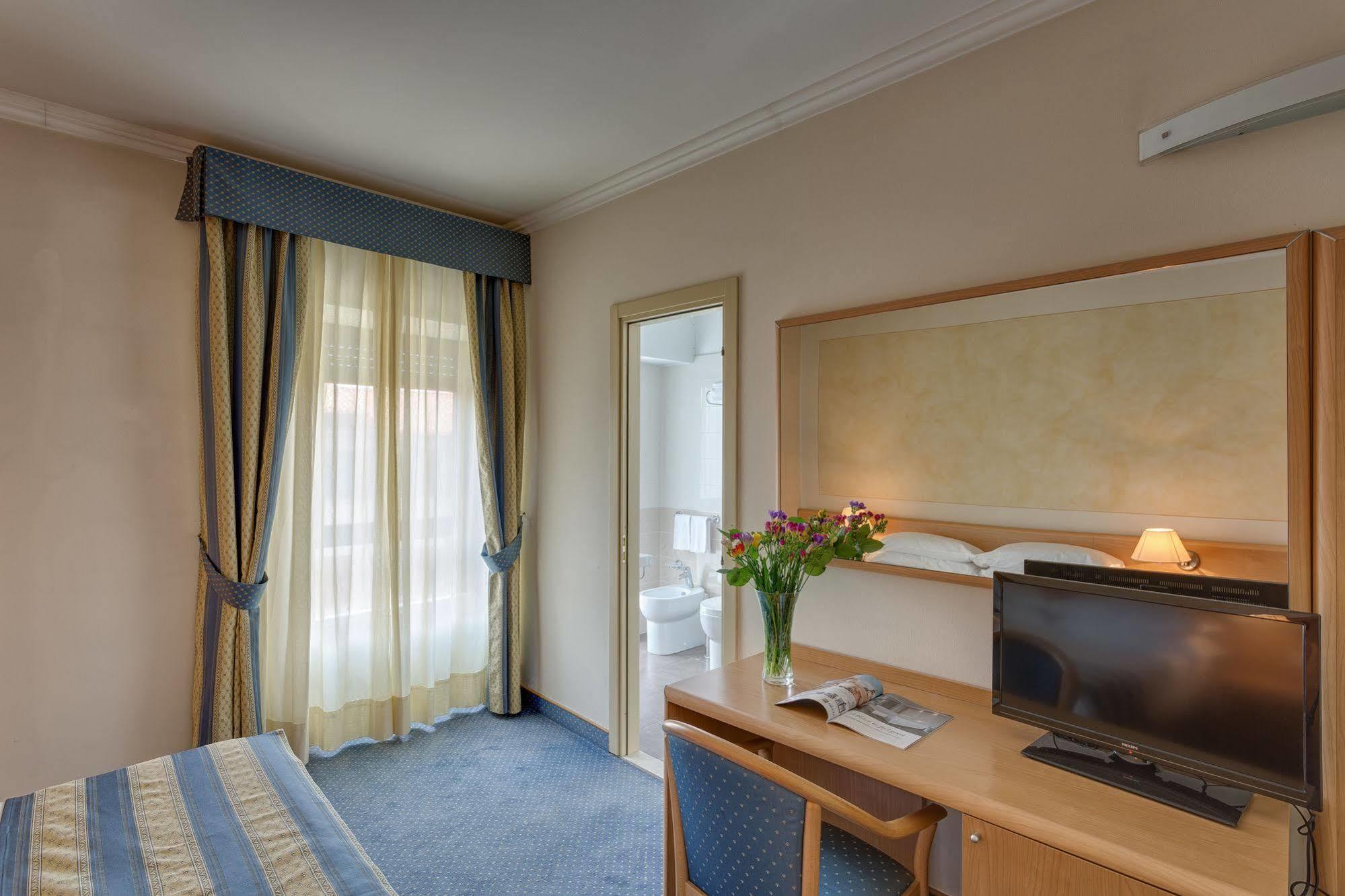 Hotel Continental Brescia Roncadelle Dış mekan fotoğraf